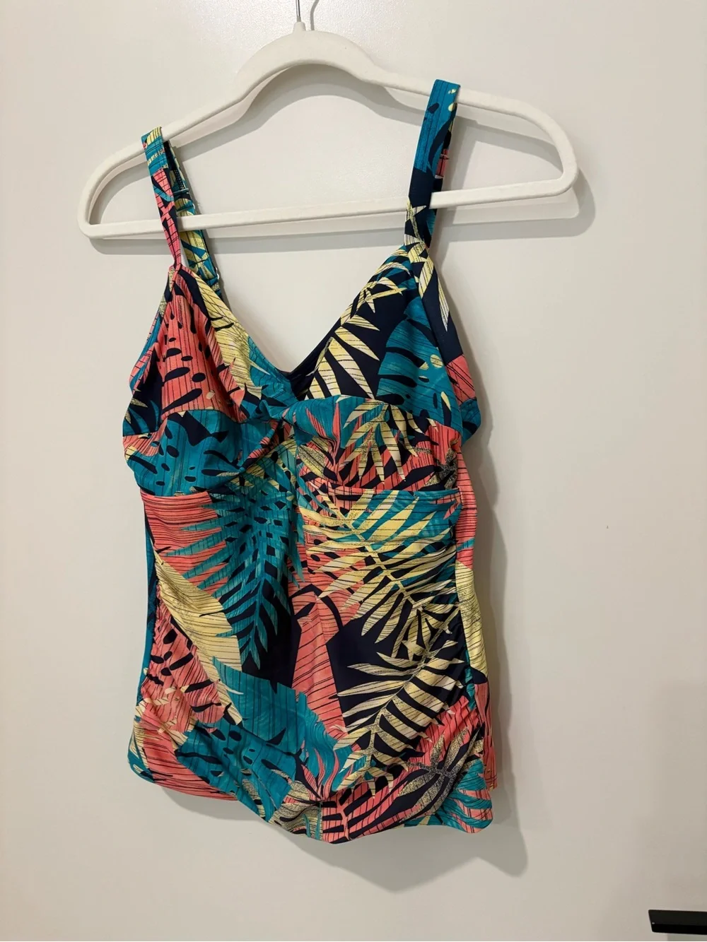 L.L. Bean UPF 50 Tankini Top Print Tropical Palm Leaf Adjustable Straps Cups 10